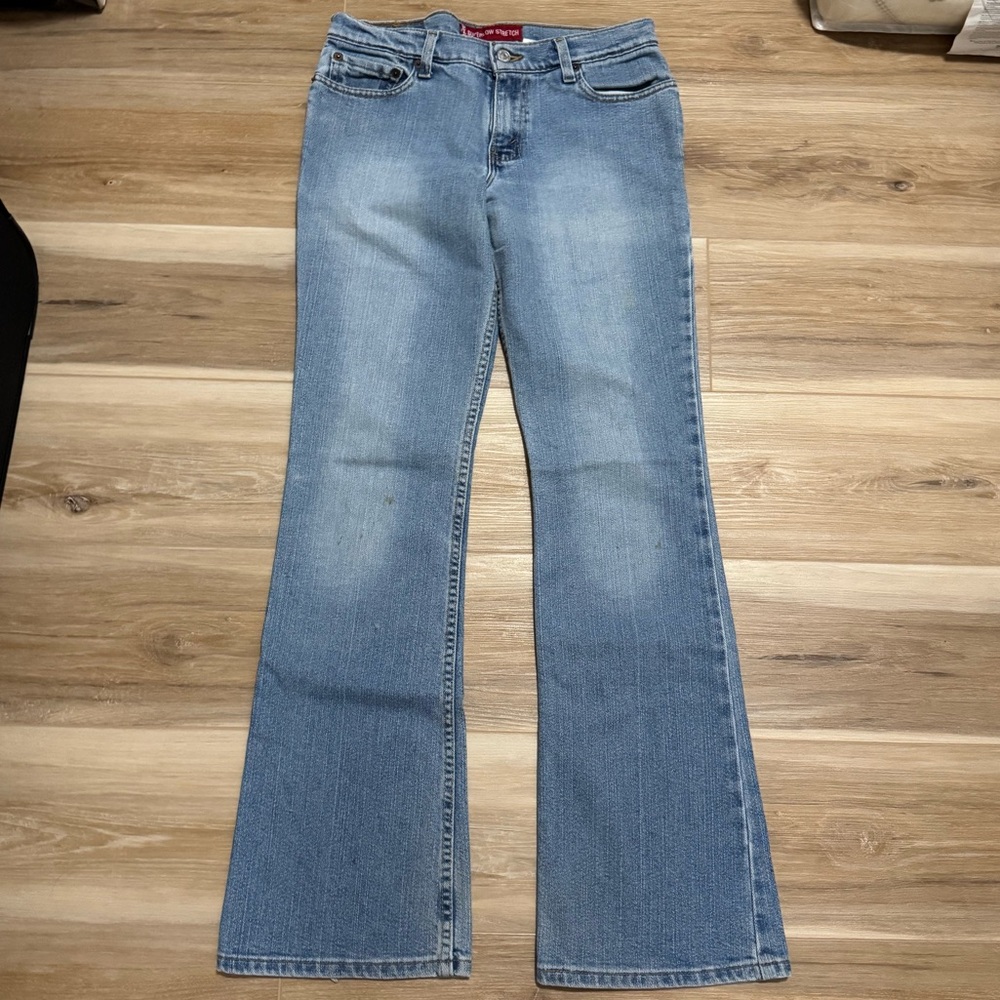 Levi’s 518 superlow bootcut stretch jeans Size 7M
